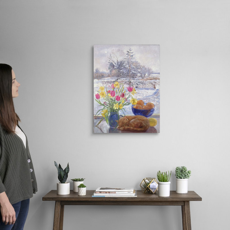 «Curled Cat with Flowers» par Timothy Easton - reproduction d'art sur toile, H 24 po x l 18 po x 1,25 po, Toile tendue