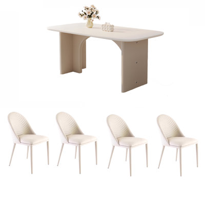 Combinaison table et chaises de style crème