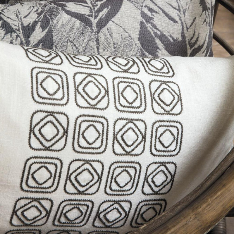 Serendipity Fabric, Domino
