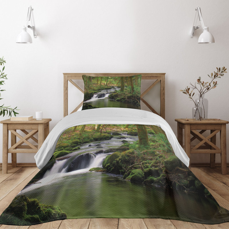 King Size Green Forest Quilted Bedspread Set