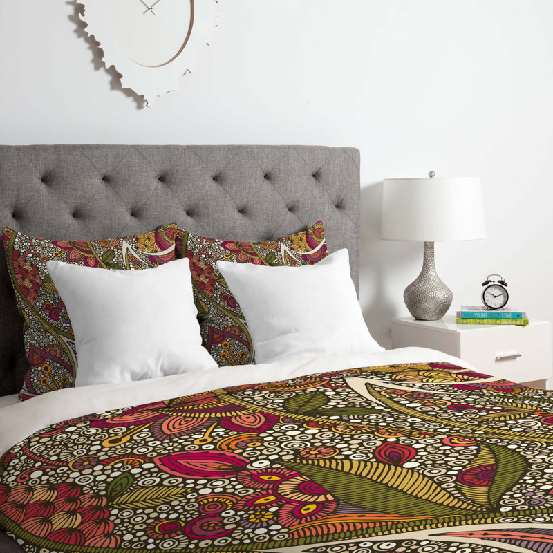 Valentina Ramos Polyester Floral Duvet Cover, Queen Duvet Cover + 2 Standard Shams