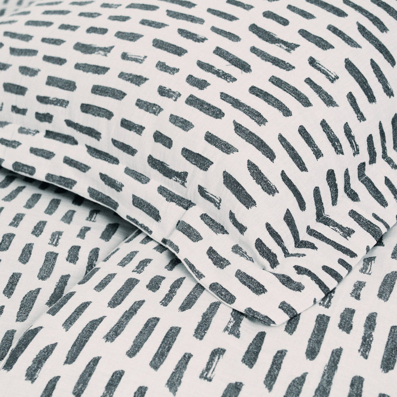 Lakewood Coverlet, King Coverlet + 4 Shams + 1 Throw Pillow
