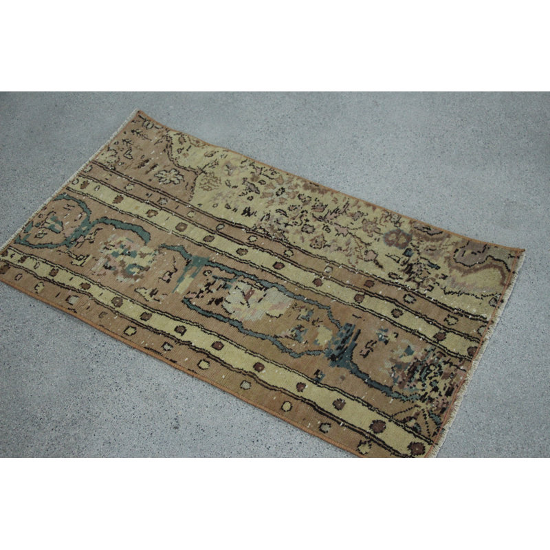 Vintage Turkish Small Oushak Rug in Green For Entryway Featuring Colorful Bohemian Aesthetic Ideal For Outdoor Use And Handcrafted From Organic Materials