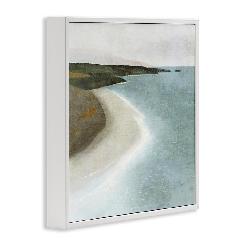 «Simple Serene Coastline», art de la giclée encadrée par Suzanne Nicoll, Estampe numérique encadrée blanc bord de mer
