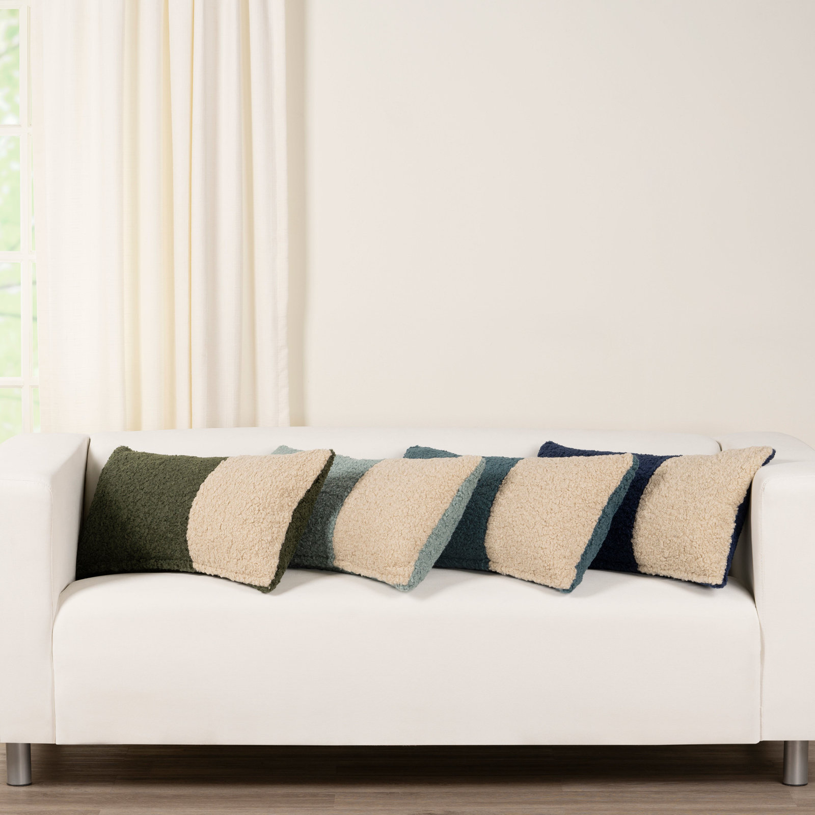 Hanka 26" x 14" Throw Pillow, Cloverleaf
