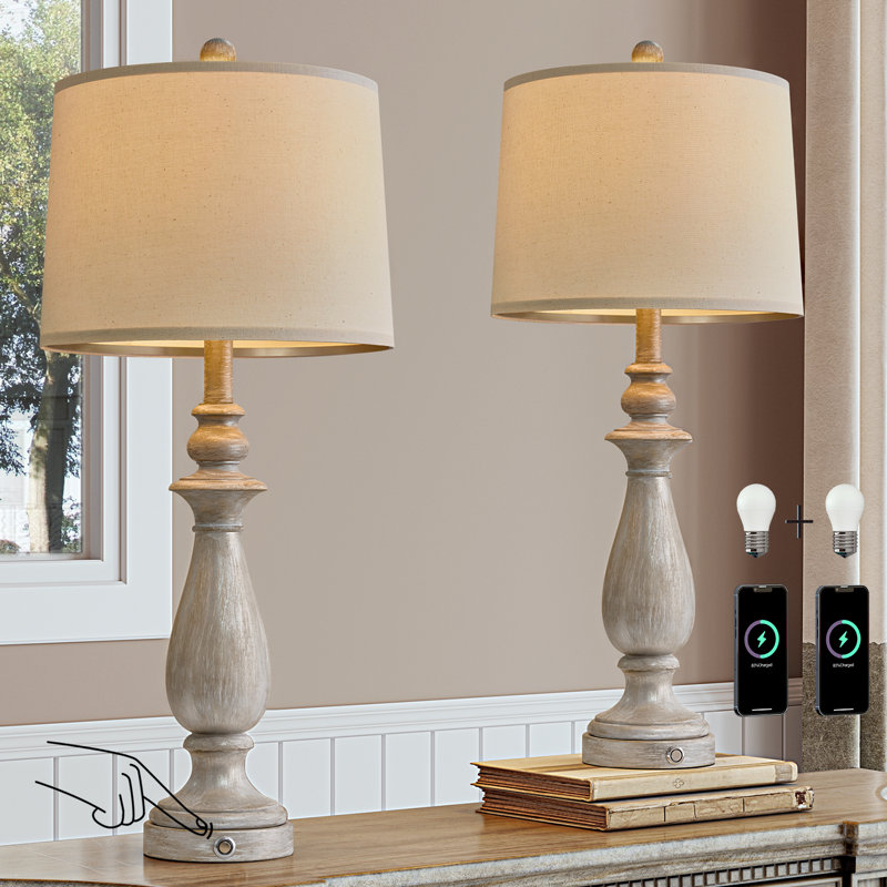 Lampe Cresthire 27,75 "Farmhouse à intensité variable pour le salon, la salle à manger, la chambre à coucher avec port USB (ampoule incluse)