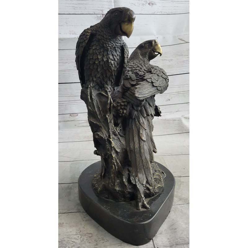 Figurines et sculptures Jolynne
