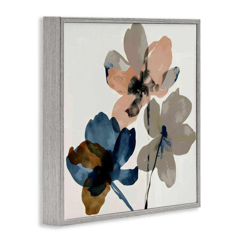 «Earthen Flower Petals», art de la giclée encadrée par Irena Orlov, Estampe numérique Farmhouse, H 24 po x l 24 po