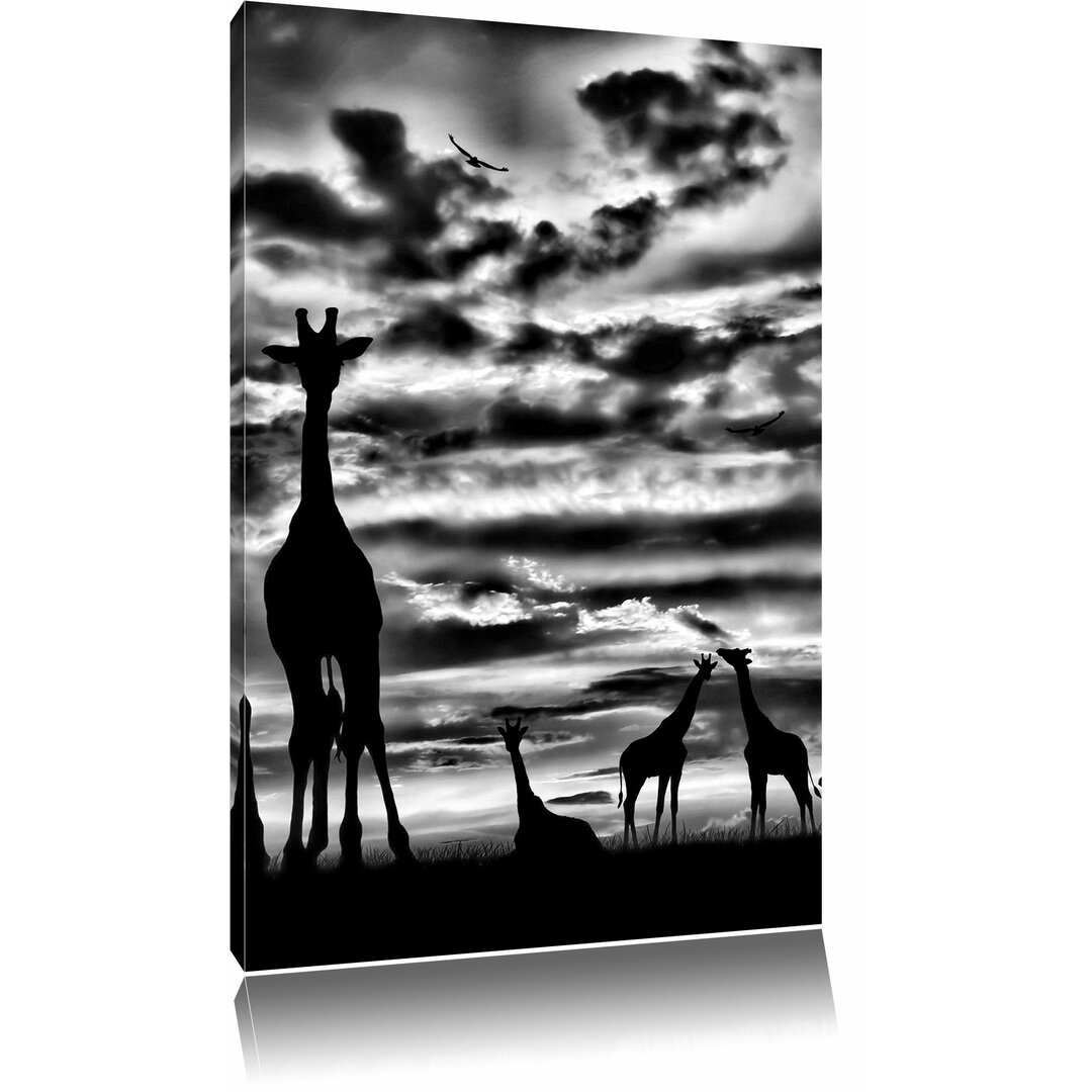 Leinwandbild Afrika Giraffen im Sonnenuntergang in Monochrom