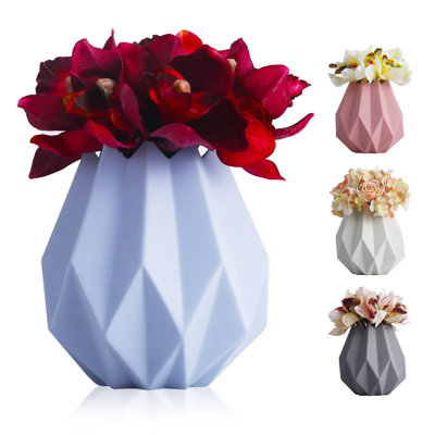 Curtavious Ceramic / Porcelain Floor Vase