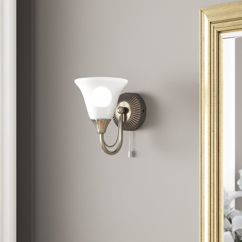 Amato Armed Sconce