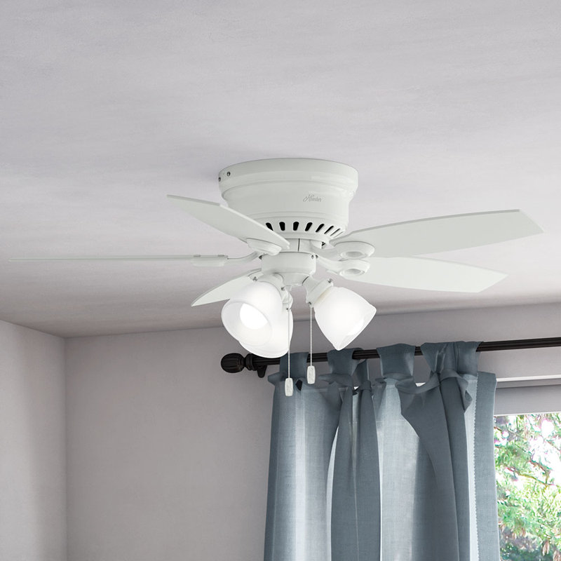 Ventilateur de plafond encastré à 5 pales de 46 po avec chaînette et ensemble d'éclairage inclus Hatherton, Blanc neige