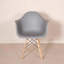 Chaise avec accoudoirs Chaya-111992879