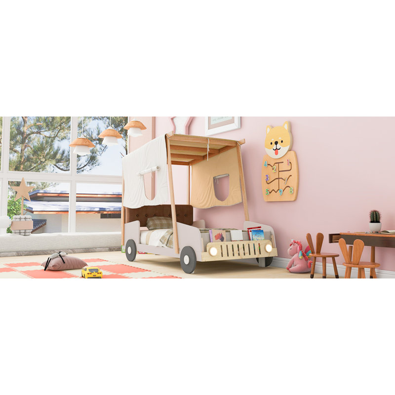 Chambre d'enfant fantaisiste en bois massif