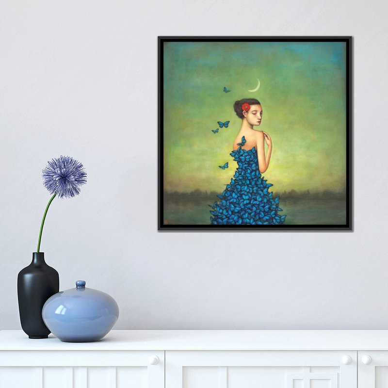«Metamorphosis in Blue», reproduction sur toile, H 18 po x l 18 po x P 1,5 po, Toile avec cadre noir