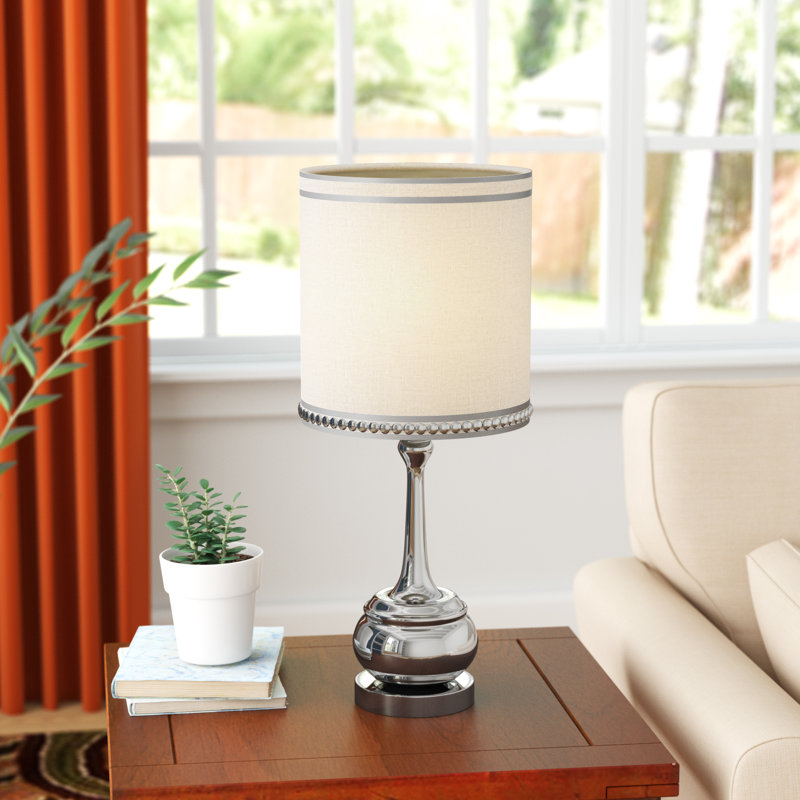 Wallin Metal Table Lamp