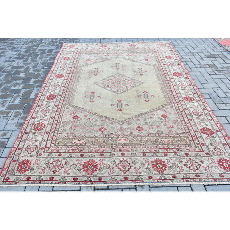 Tapis traditionnel turc traditionnel au motif multicolore magnifiquement tissé, parfait pour rehausser l'esthétique de tout salon ou chambre à coucher