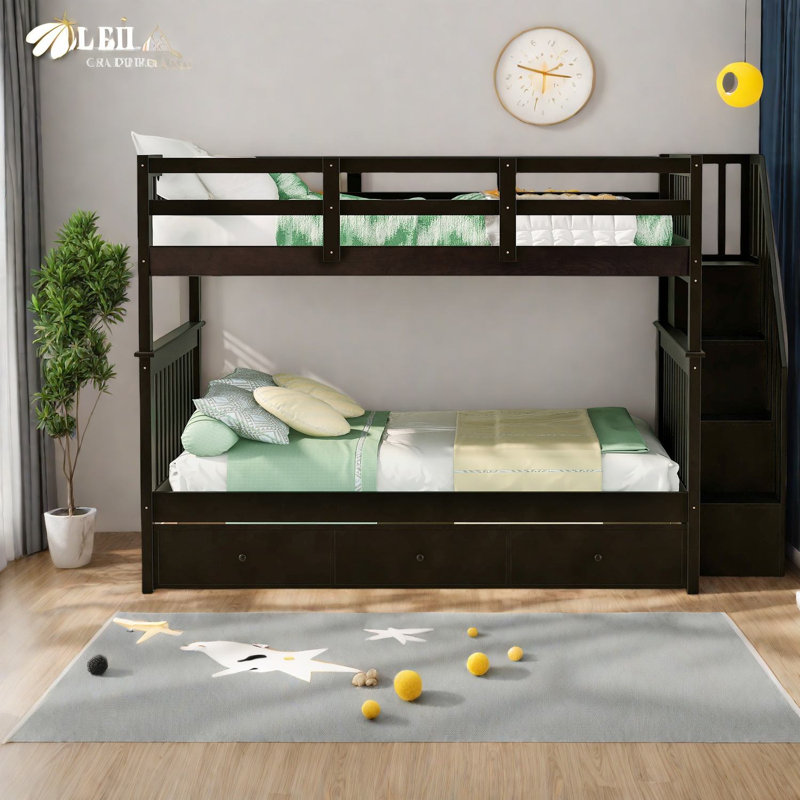 Lits superposés en bois encombrants avec solution de rangement moderne