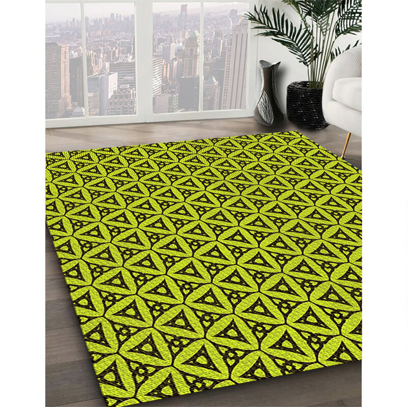 Tapis jaune tissé à la machine, Rectangle 7 pi x 10 pi