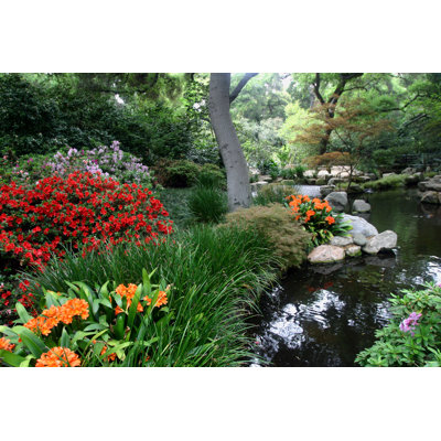 «Lampron Spring Flowers On Canvas» par Fotoamator, photographie