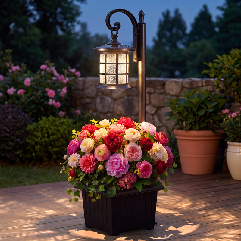 Solar Lamp Post with Planter, Crackle Glass