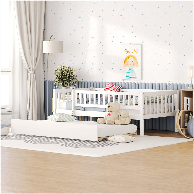 Lit de jour simple en bois avec couchette et garde-corps