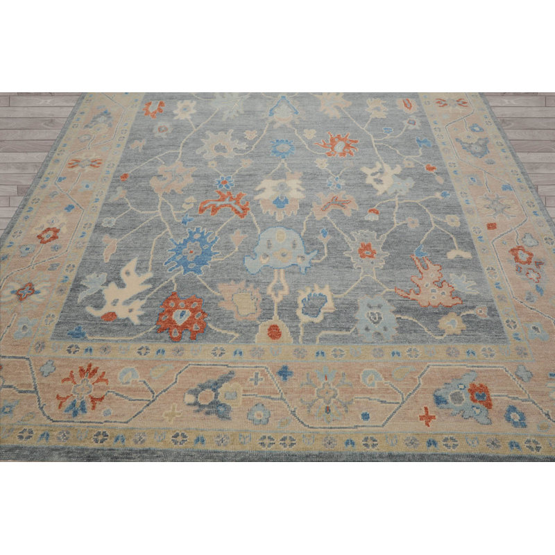Handmade Ivory and Gray Wool Oriental 9' x 12' Rug