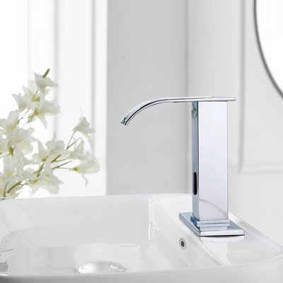 Single-Hole Bathroom Faucet with Drain Assembly