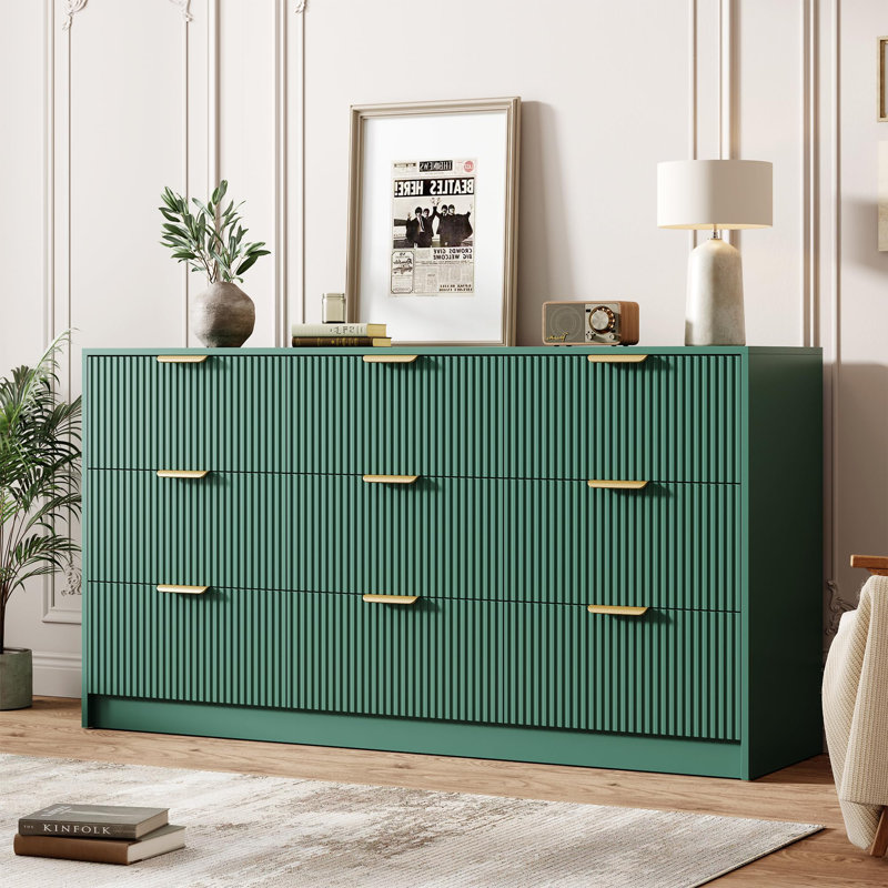 Commode moderne à 9 tiroirs, commode cannelée de 59 po de largeur avec poignées dorées, rangement multifonctionnel pour la chambre à coucher, le salon et le couloir