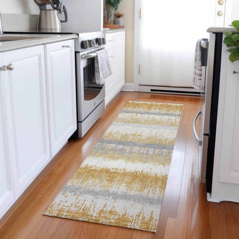 Tapis doré intérieur / extérieur Chayden Chantille ACN1013, Tapis de couloir 2 pi 3 po x 7 pi 6 po