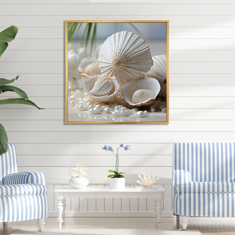 Photographie de coquillage blanc minimaliste II, H 36 po x l 36 po x P 1,5 po, Cadre flottant doré