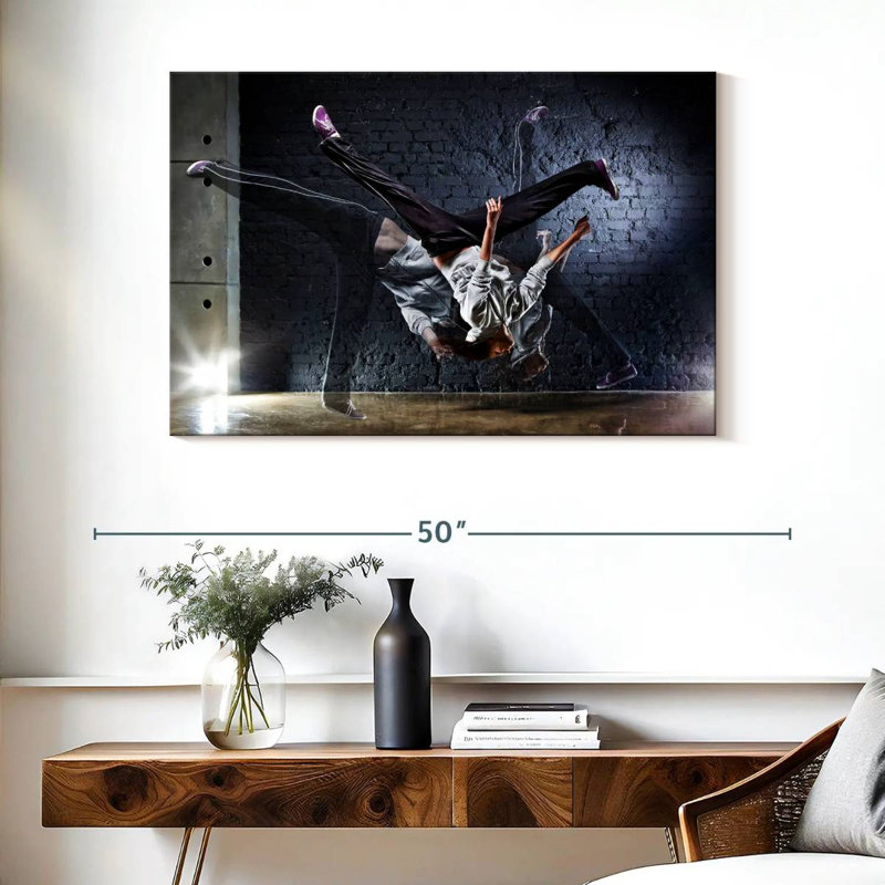 Enn Hip Hop Groove, 26" H x 39" W