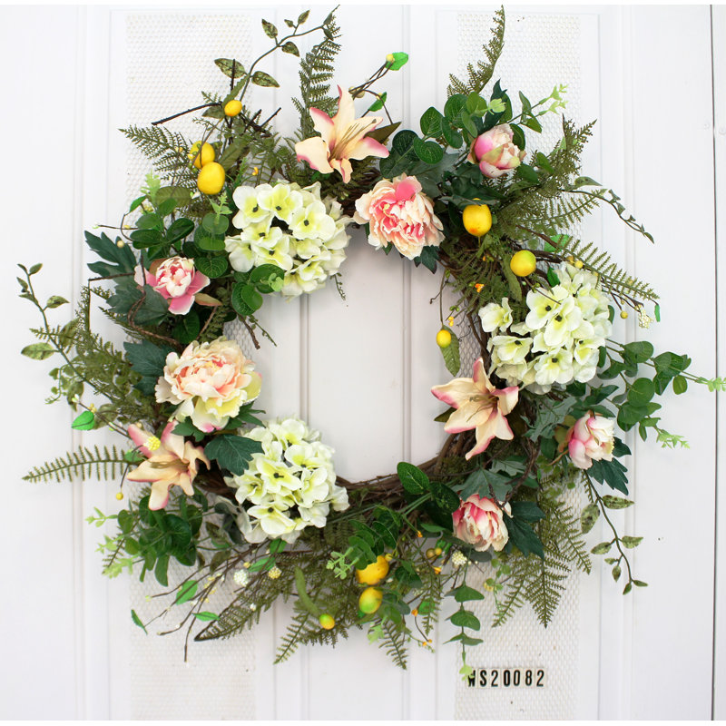 24" Silk Wreath