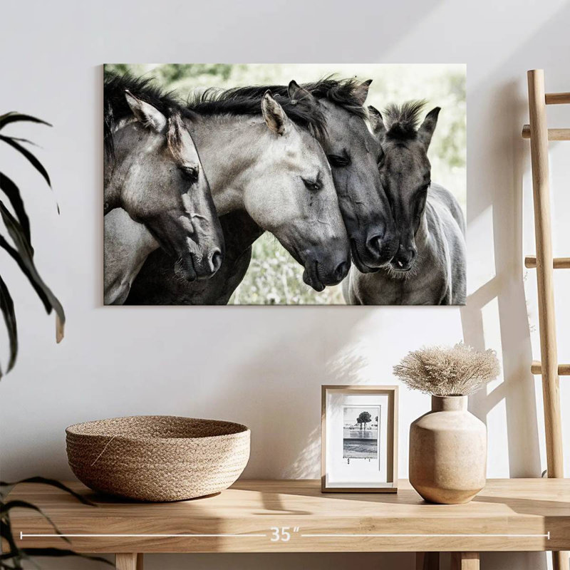 Van Den Four Konik Horses, H 16 po x l 24 po