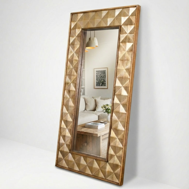 The Granada Mirror