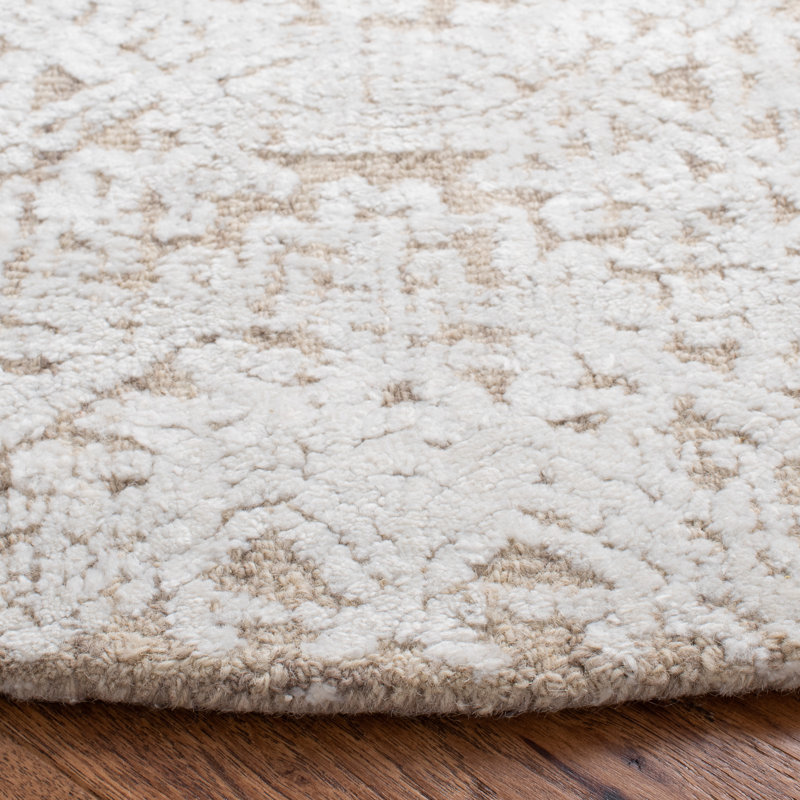 Valor Hand Tufted Wool/Viscose/Cotton Southwestern Rug in Beige, Round 6'