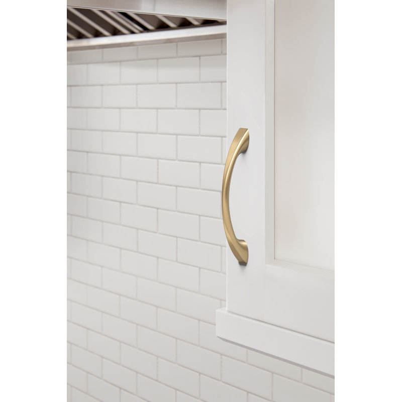 Allison Center to Center Arch Pull, Gold, 3 3/4"