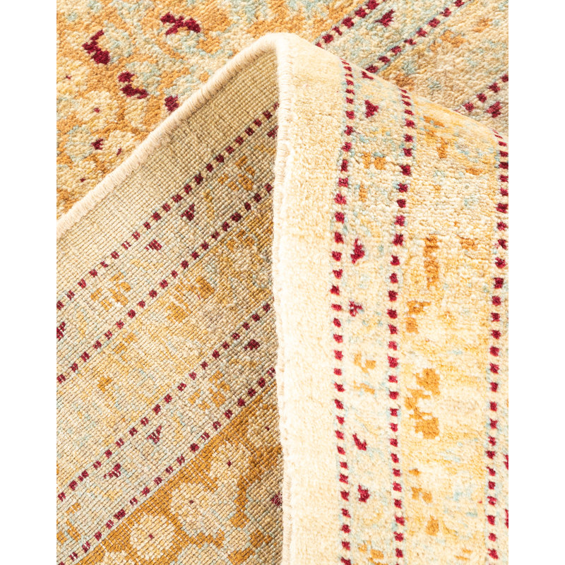 Classic One-of-a-Kind 6' 1" X 6' 1" Hand Knotted Area Rug