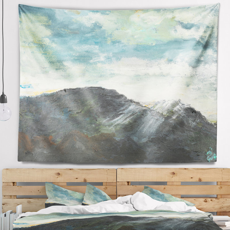 Tapisserie Mountain Peak Under Cloudy Sky, H 32 po x l 39 po
