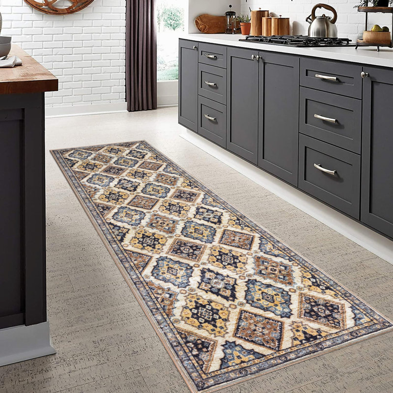 Lyanne Washable Non-Slip Taupe Area Rug, Rectangle 2'7" x 9'