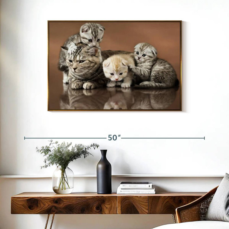 Famille de chats, Cadre flottant doré, 37 po x 25 po