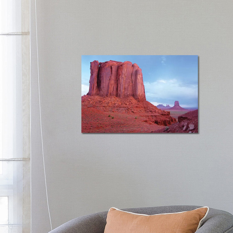 Elephant Butte From North Window Viewpoint, Monument Valley, Arizona by Tim Fitzharris - Wrapped Canvas Gallery-Wrapped Canvas Giclée
