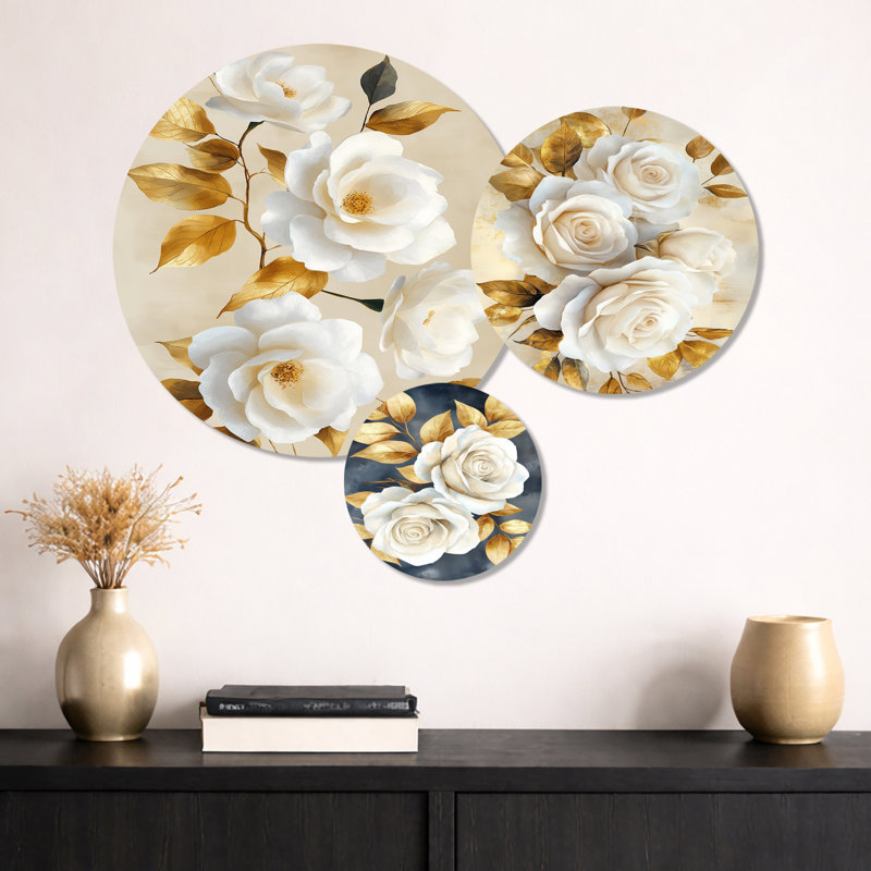 Roses blanches avec feuilles dorées - ensemble d'art mural floral en métal 3 pièces