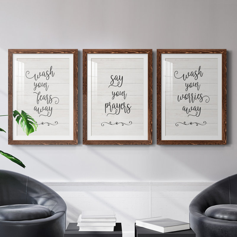«Say Your Prayers», ensemble de 3 encadrements d'art textuel, Érable, H 24 po x l 54 po x P 1,5 po
