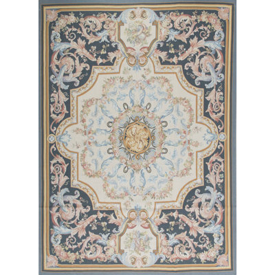 Tapis ivoire et rose noué à la main de haute qualité