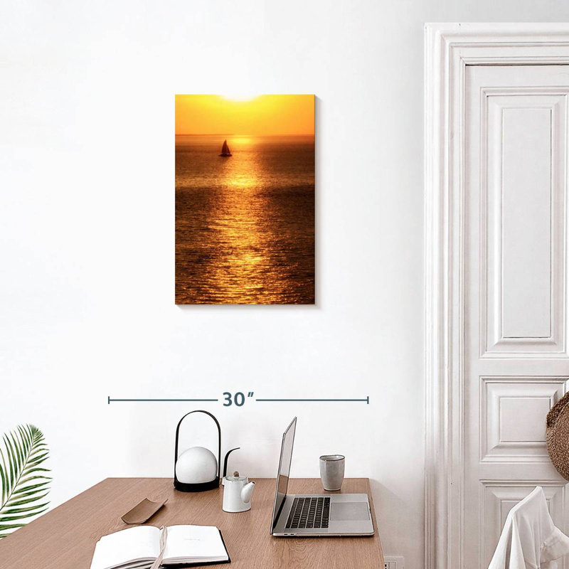 Gillard voilier au coucher du soleil I, H 24 po x l 16 po
