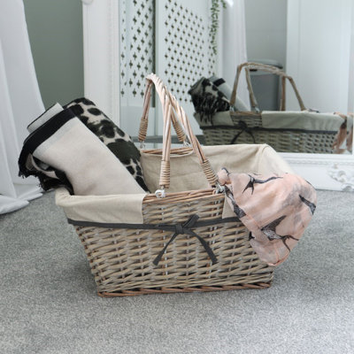 JVL Wicker Decorative Basket