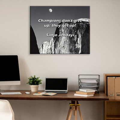 Citation artistique «Les championnes n'abandonnent pas, elles se lèvent!» Toile tendue par Sanjo Jendayi Gallery