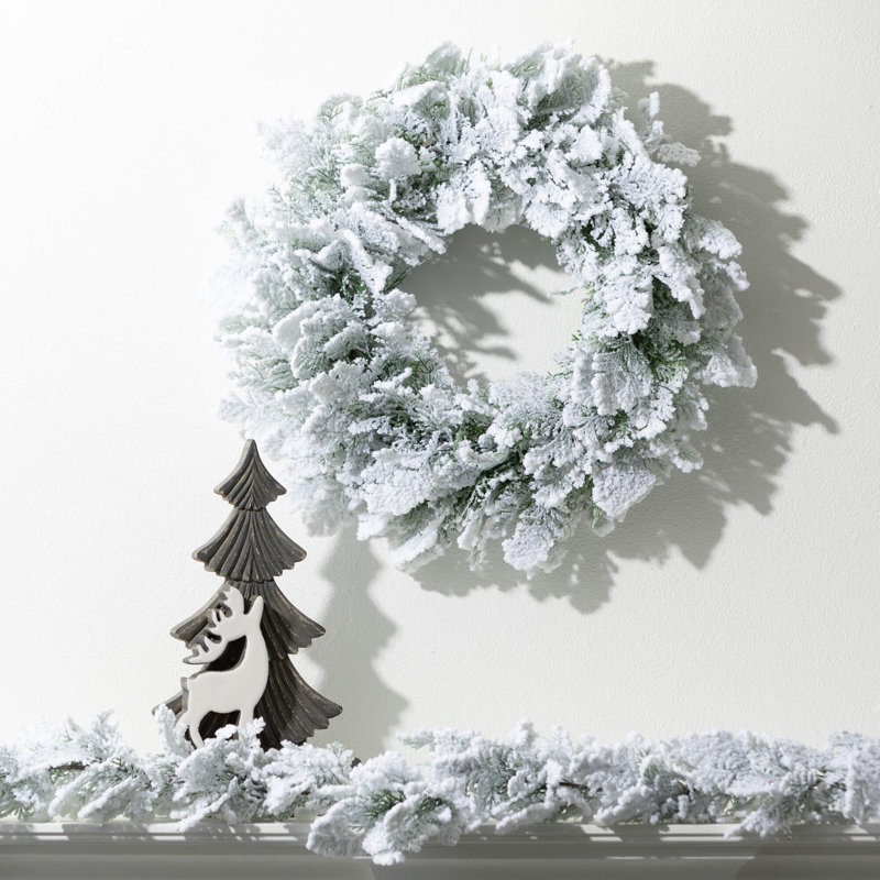 Couronne de Noël en cèdre artificiel 21 po, vert
