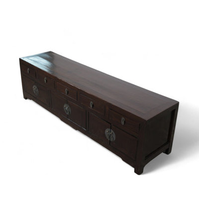 Buffet 61,811023622047244